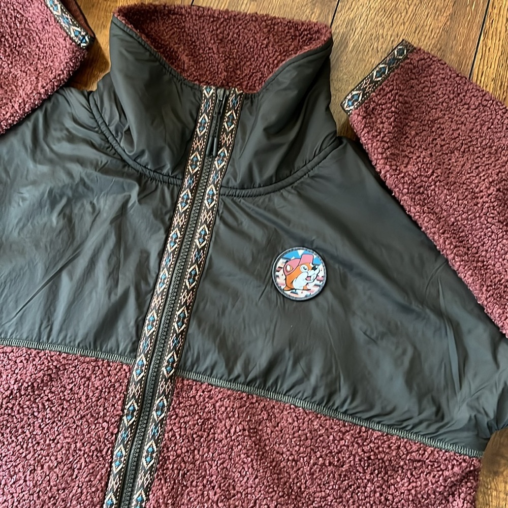 BUC-EE’S Jacket - Picture 2 of 5